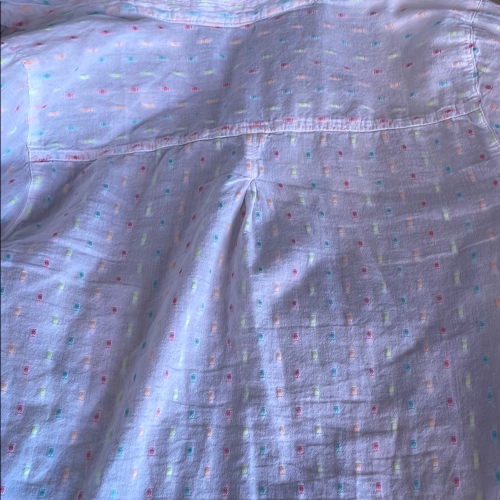 Colorful Patterned Button-Up Shirt - Picture 4 of 4